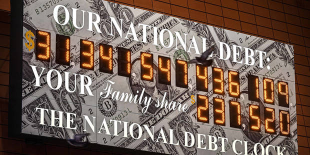 breiding1_ Fatih AktasAnadolu Agency via Getty Images_national debt clock